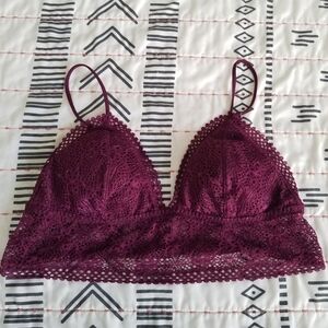 Victoria's Secret Lace Bralette Medium